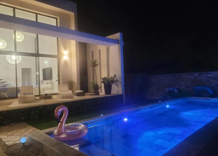 Magnifique Piscine Privee Jacuzzi Saint-Feliu-d'Avall